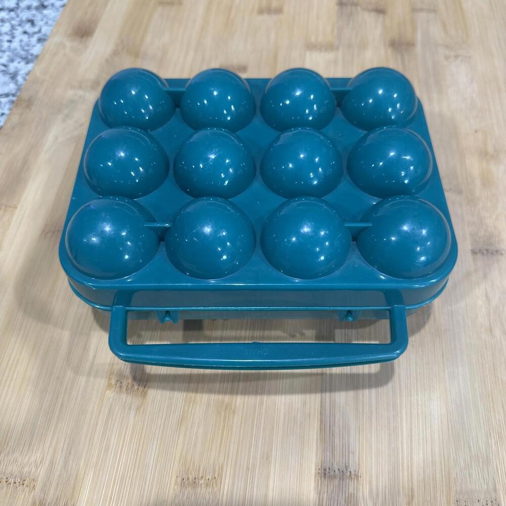 Camping Egg Holder Storage Holds 12 Eggs Green Plastic Snap Close